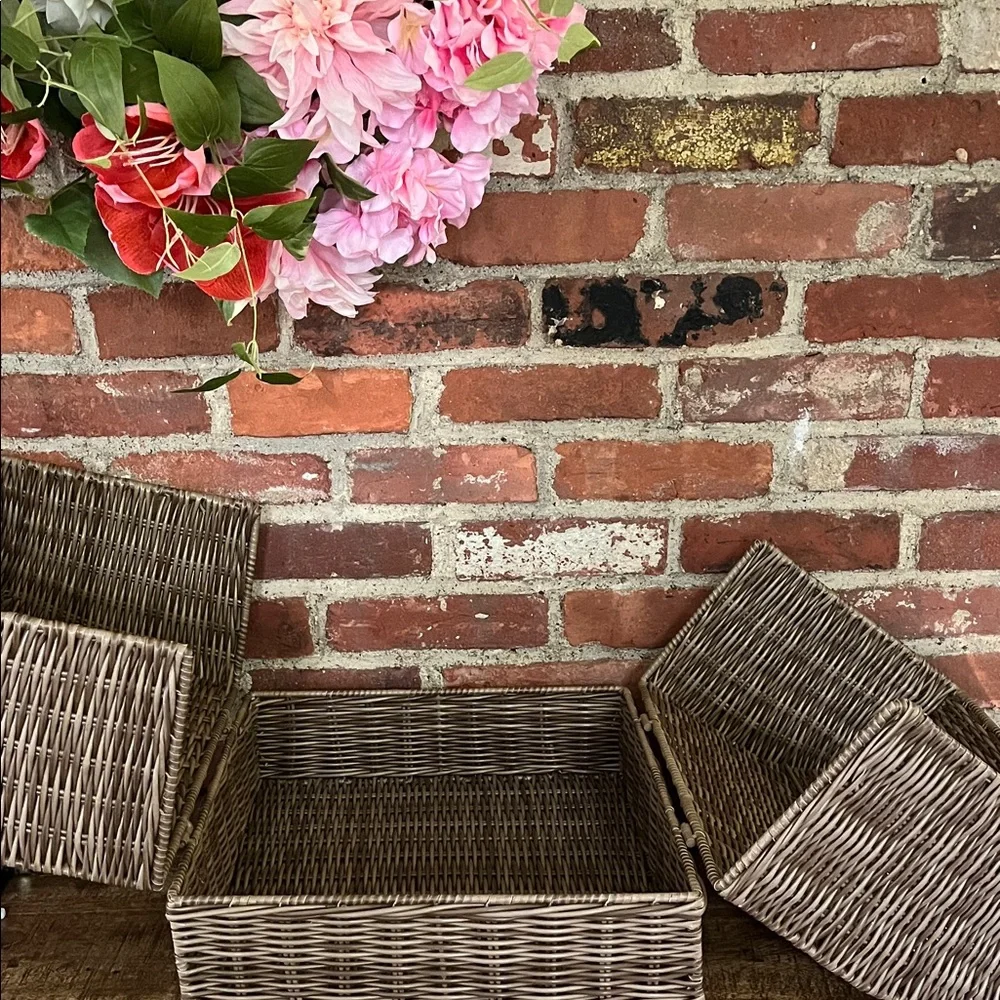 Pottery Barn Brown Outdoor Picnic Basket
